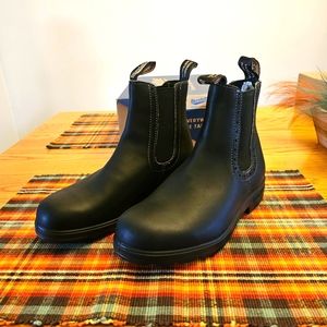 Blundstone chelsea boot